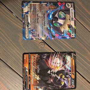 Grimmsnarl VMAX and Urshifu VMAX Trading Cards